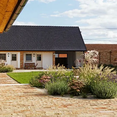 Cyklopenzion U Capu Jevisovka