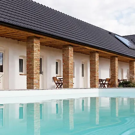 Cyklopenzion U Capu Jevisovka